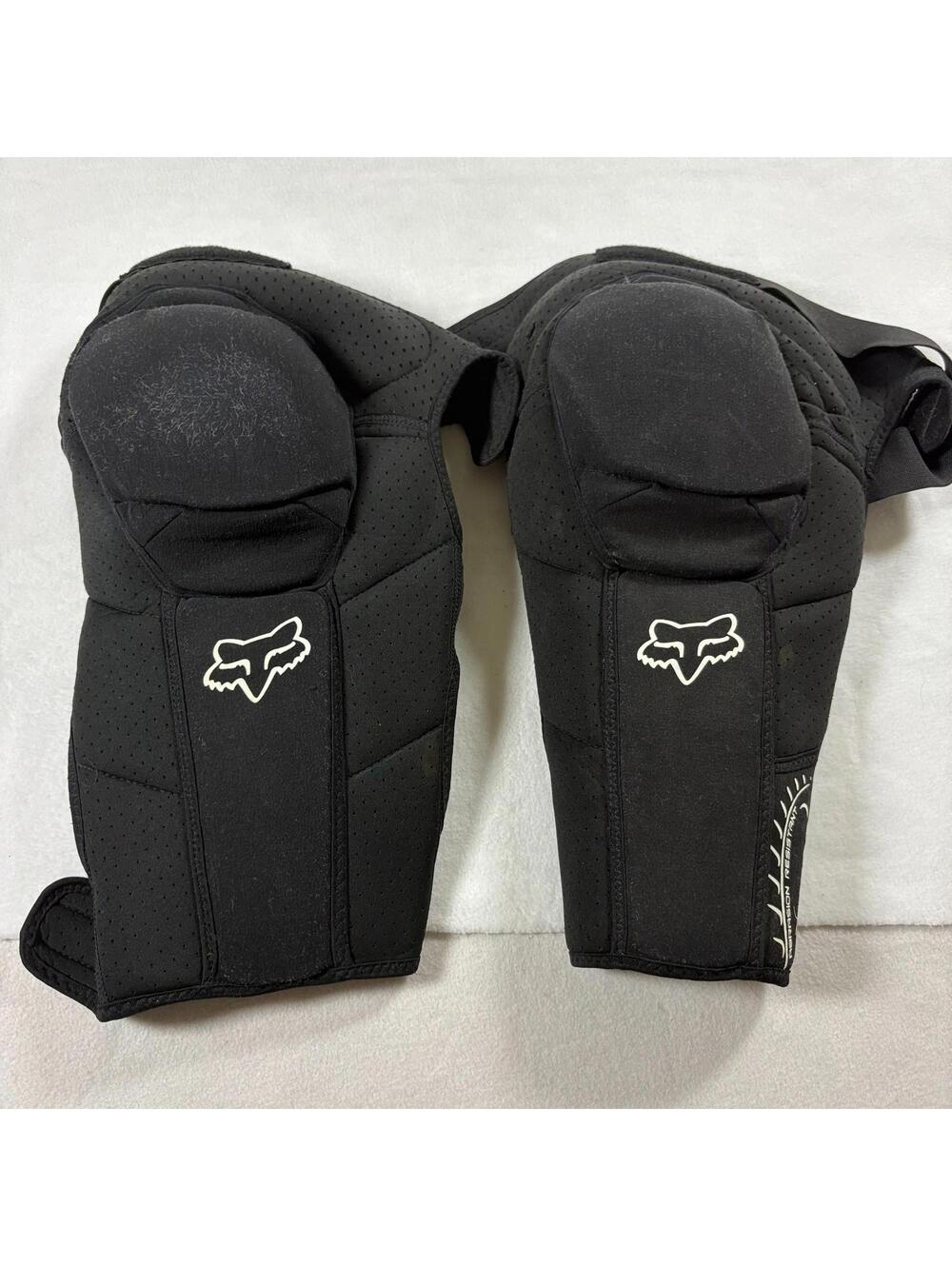 Fox Racing Launch Pro Knee Shin Guards MTB BMX Black Size S/M Fits